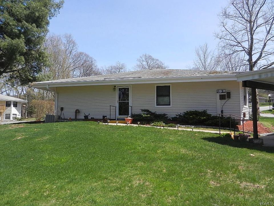 1st image of 32 Cambridge Ct