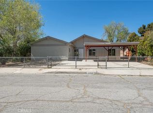 43045 Yew St, Lancaster, CA 93536