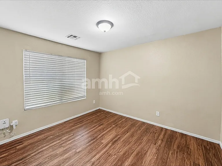 242 S Valle Verde — Photo 11