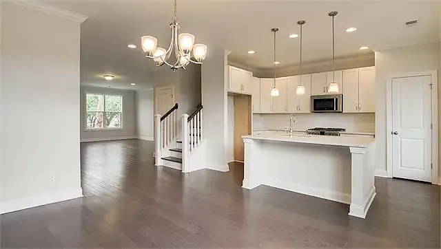2226 Hamlin Sound Cir — Photo 10