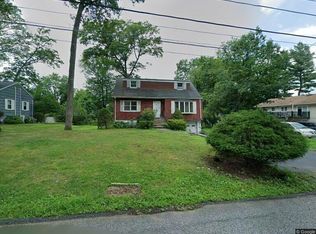 21 Fredric St, Nanuet, NY 10954