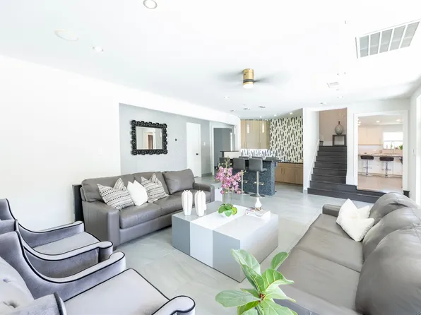 6956 Meadowbriar Ln, Dallas, TX 75230