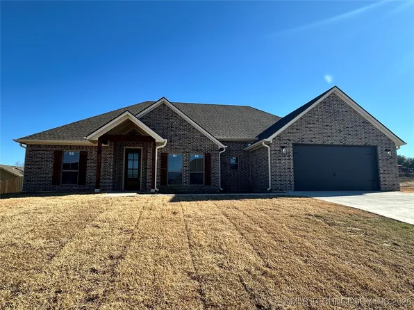 1818 Boxer Ln, Durant, OK 74701