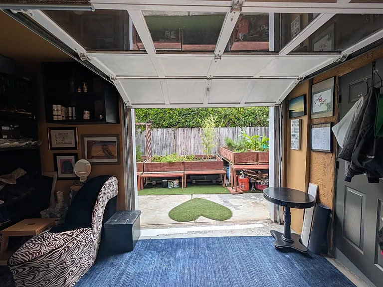 12870 Prairie Dog Ave — Photo 17