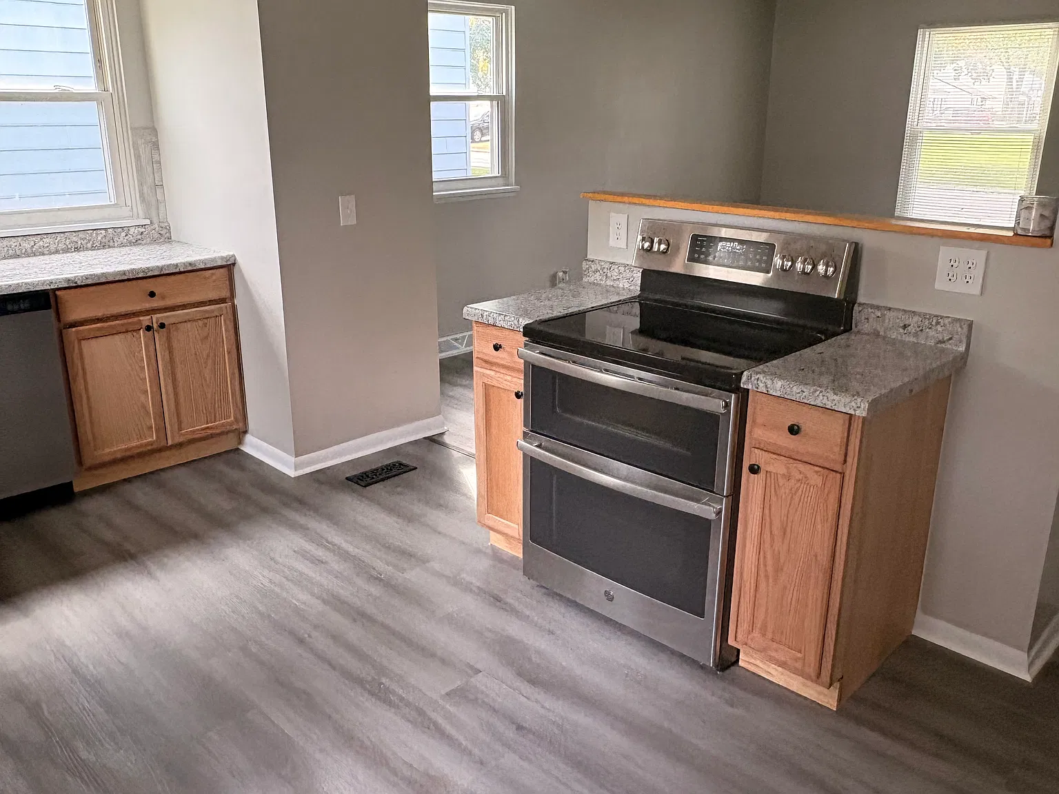 2 bed, 875 sqft, $1,150 — Photo 4