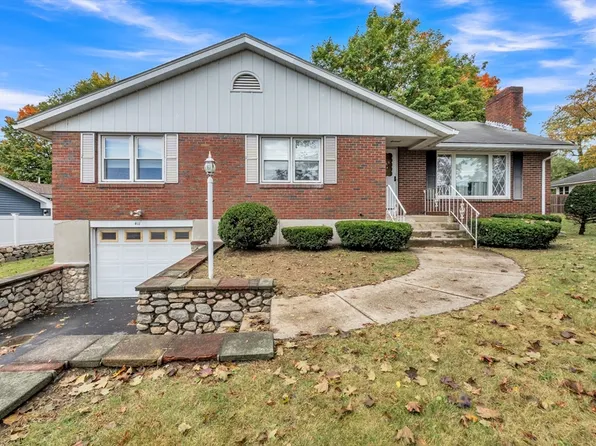 411 Franklin St, Framingham, MA 01702