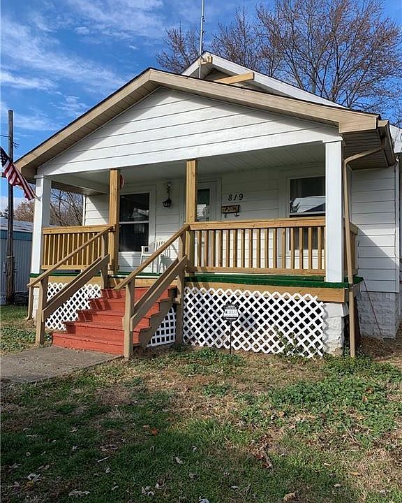 1st image of 819 Race St