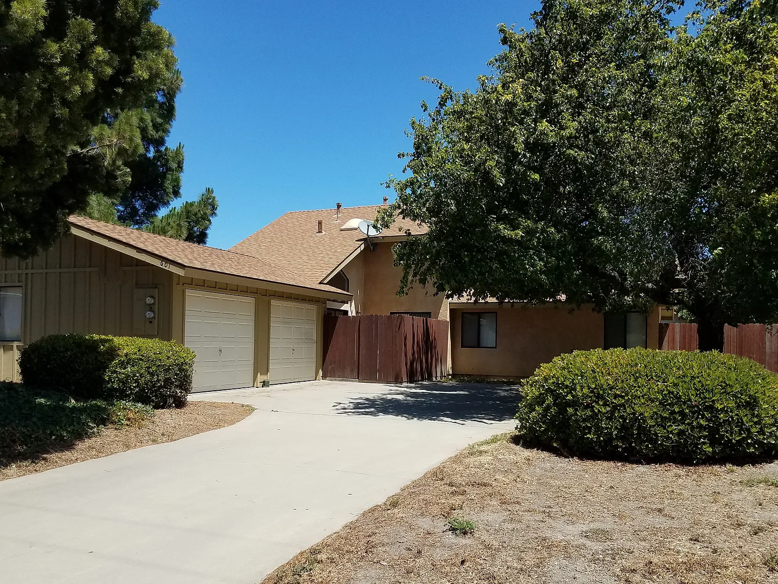 3 bed, $3,200 — Photo 2