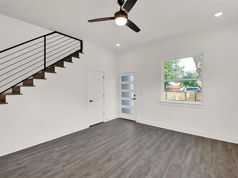 7603 Carver Ave #1-A — Photo 8