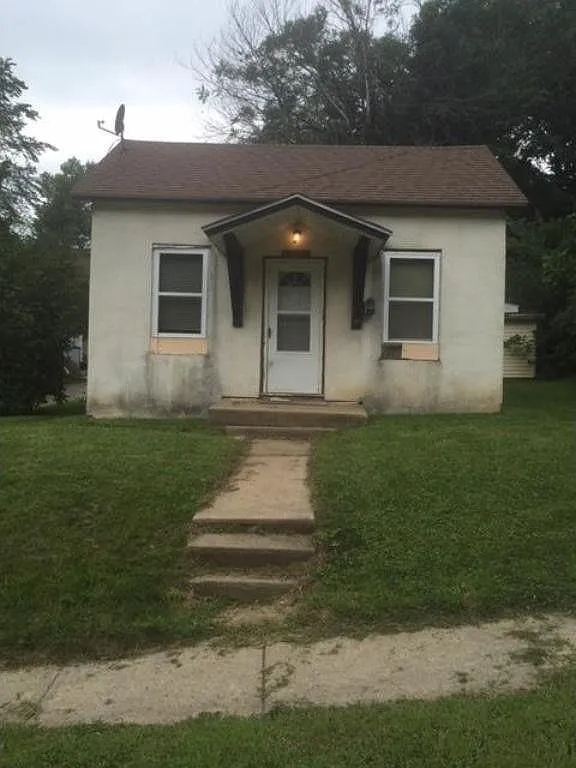 2 bed, 768 sqft, $1,500 — Photo 4