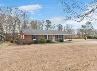 145 Baptist Grove Rd, Fuquay Varina, NC 27526