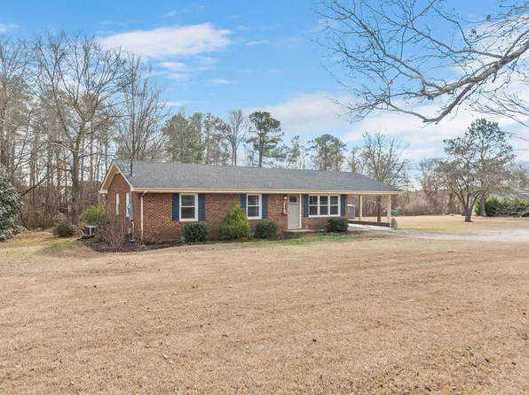 145 Baptist Grove Rd, Fuquay Varina, NC 27526
