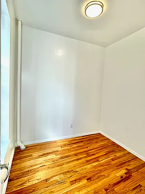 Rented by Compass | media 18