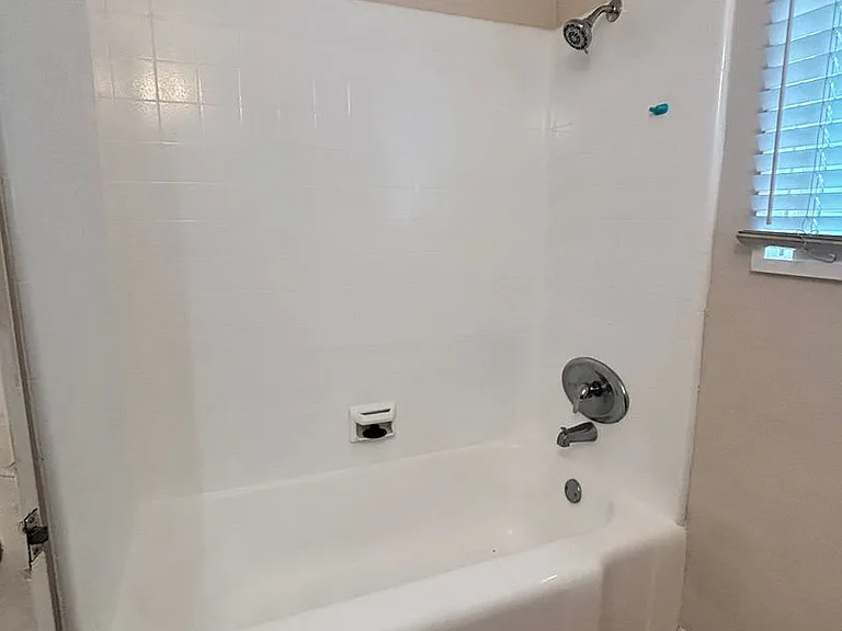 215 Avenida Granada — Photo 14