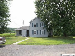 33 Allens Rd, Hightstown, NJ 08520