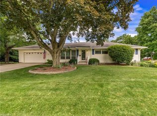 1496 Cloverfield Dr, Akron, OH