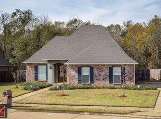 5984 Toria Dr, Alexandria, LA 71303