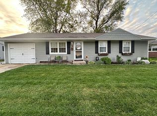 29 Birch Ln, Williamsville, IL 62693