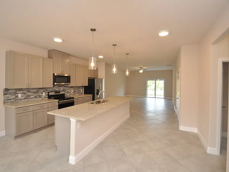 226 Coral Reef Ct N #B — Photo 13