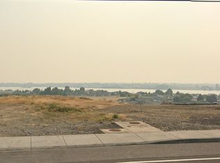 4994 Airway Dr NE, Moses Lake, WA 98837