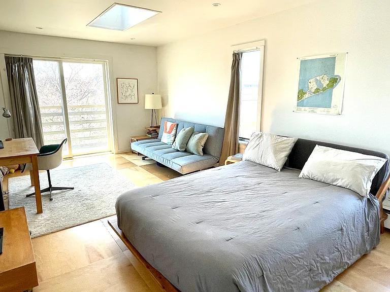 65 Seaside Ave — Photo 10