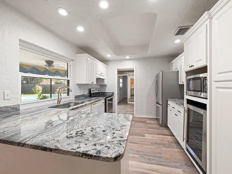 13323 Golf Crest Cir — Photo 3