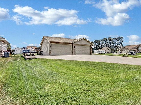 4th image of 4560 232nd Ln NW