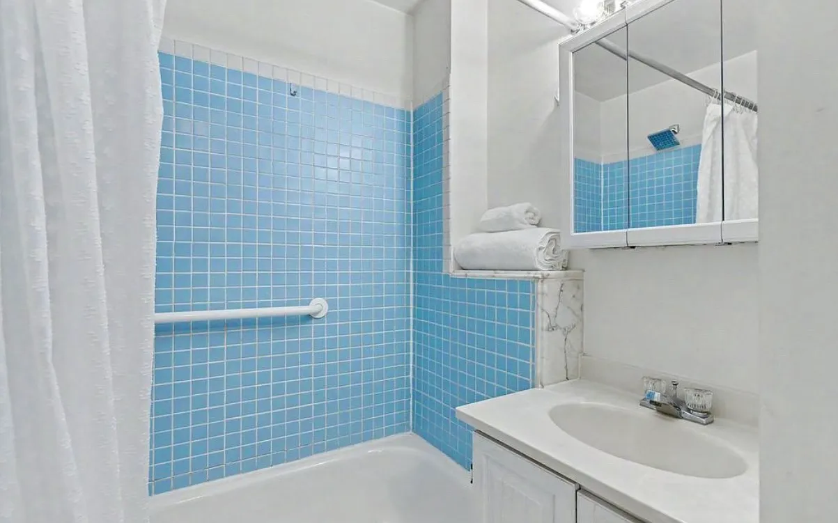 3 bed, 1776 sqft, $1,250 — Photo 2