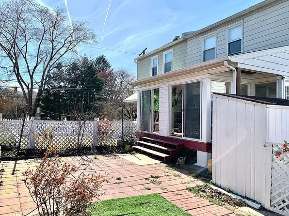 241 Bailey Rd, Bryn Mawr, PA 19010