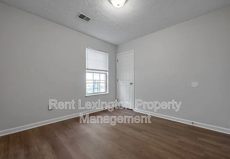 660 Morgan Hills Dr — Photo 17