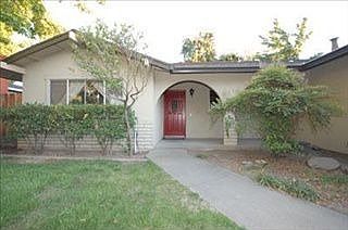 3rd image of 2600 Casita Dr