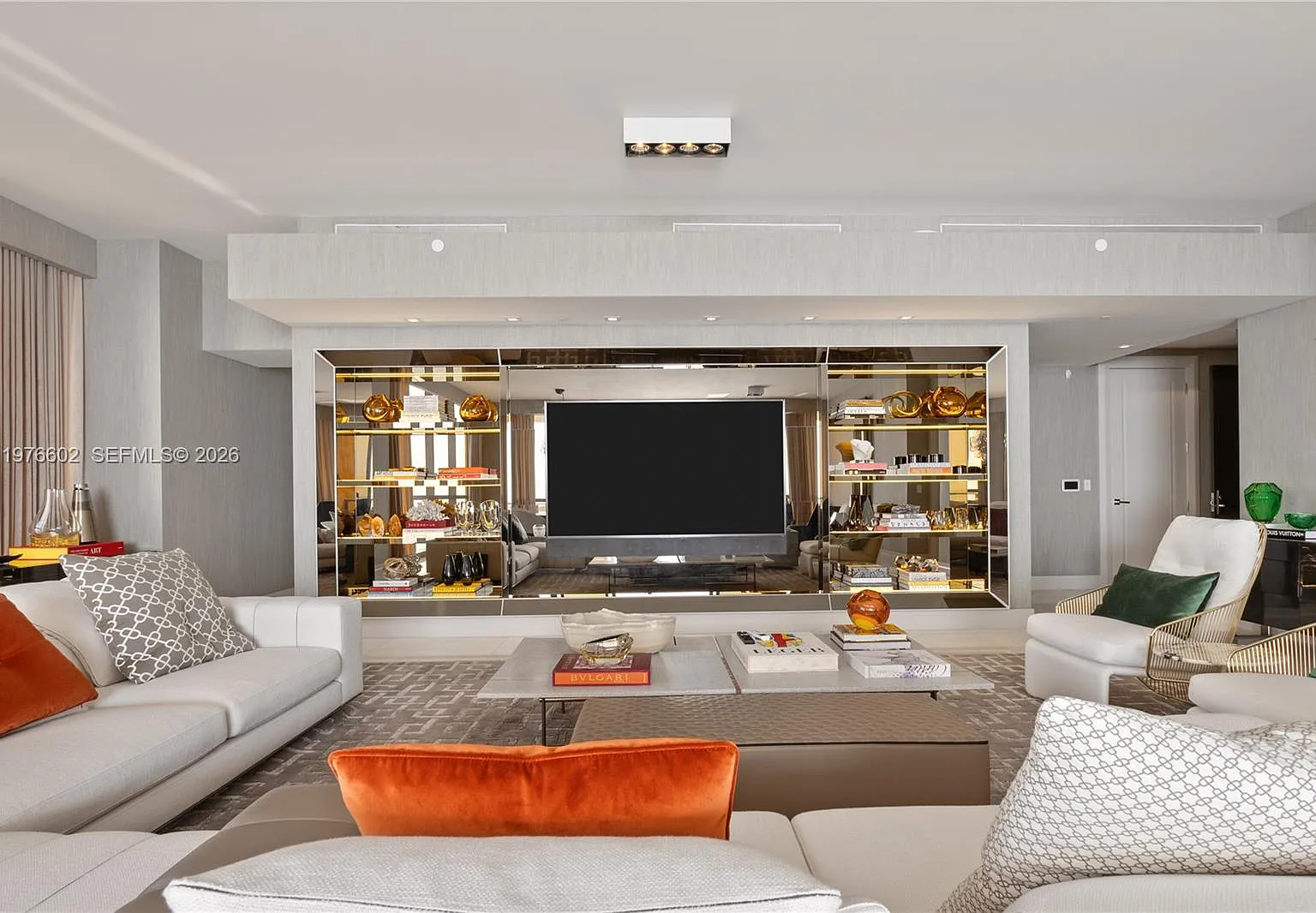 17749 Collins Avenue Cond — Photo 2