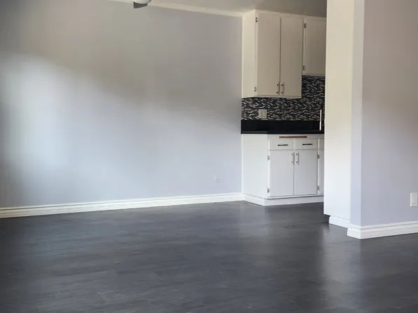 13751 Oxnard St APT 106, Van Nuys, CA 91401