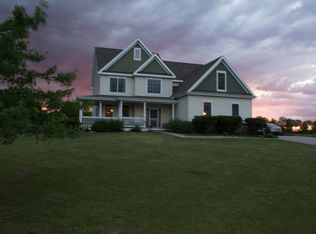 116 Eastview Dr, Sharon, WI