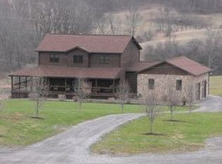 3059 Hilltop Ln, Tyrone, PA 16686