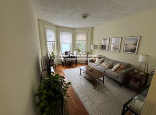 118 Peterborough St #9, Boston, MA 02215