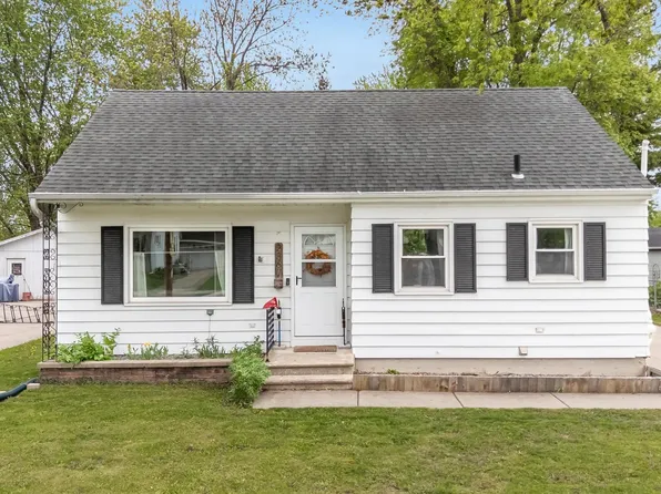 2367 Libal St, Green Bay, WI 54301
