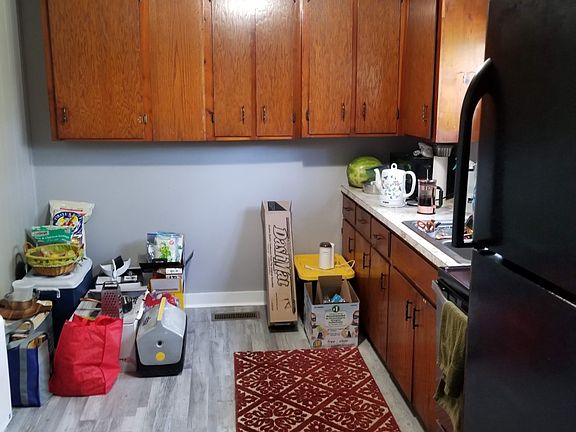 2nd image of 208 West Ave