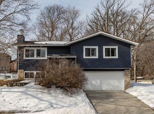 4103 Manor View Dr NW, Rochester, MN 55901