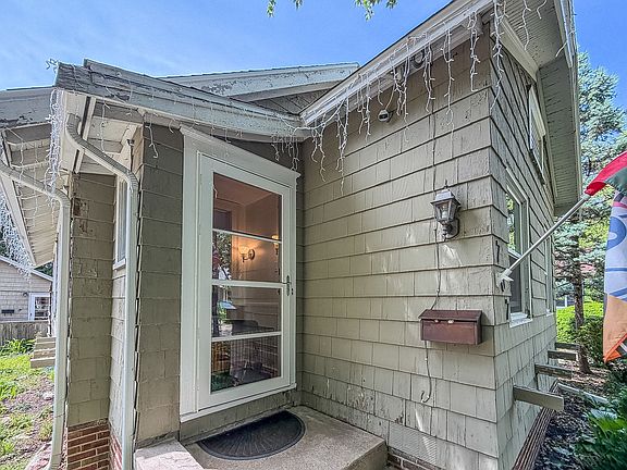 5th image of 707 S Anderson St