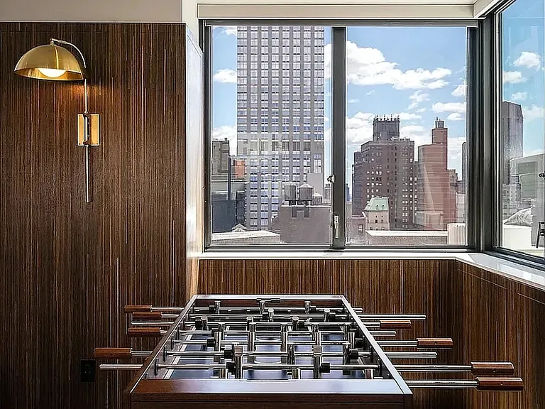 70 W 37th St #2404 — Photo 17