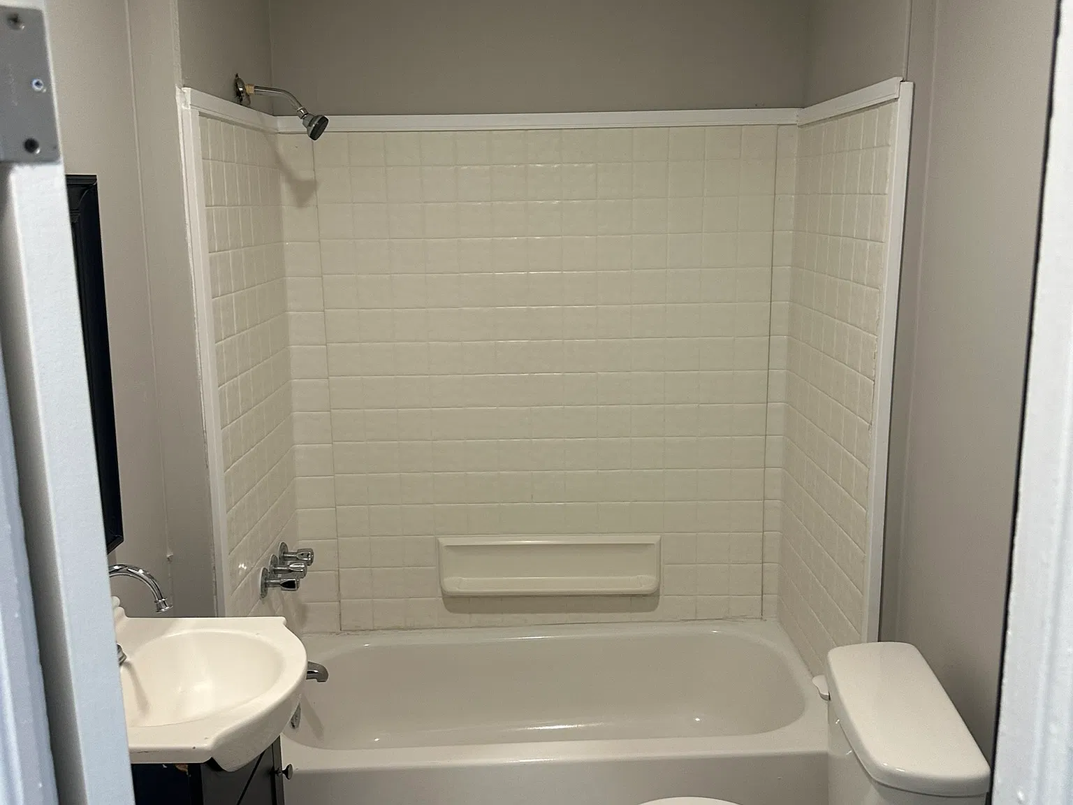 2 bed, 800 sqft, $1,100 — Photo 3