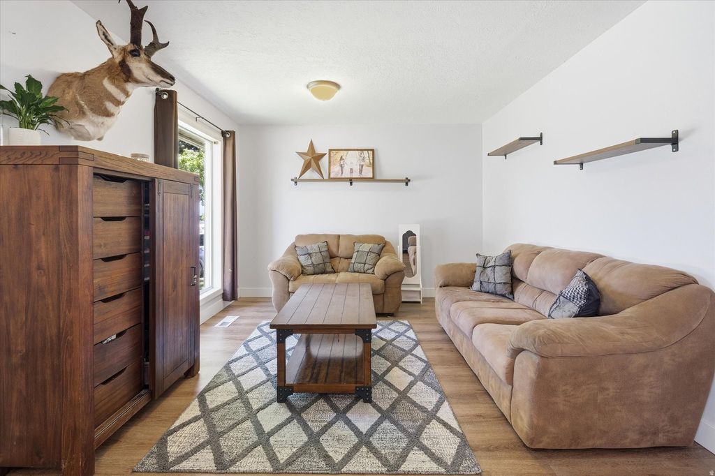 288 N 100 E, Millville, UT - View 3