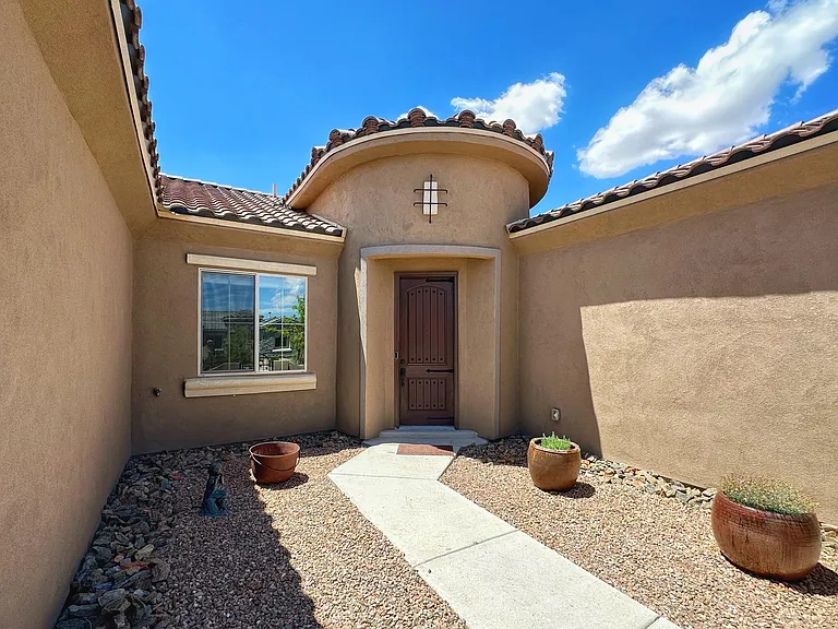 4139 Arboles Bonitos — Photo 3