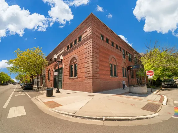 811 W Aldine Ave APT 6S, Chicago, IL 60657