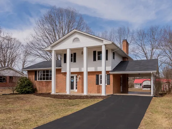 1011 Sutton St, Radford, VA 24141