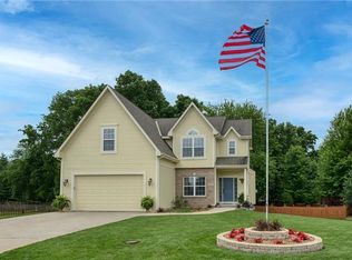 4017 SW Evergreen Ln, Lees Summit, MO 64082