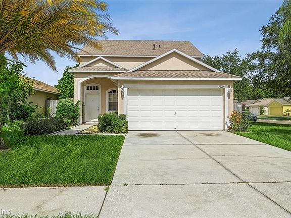 2nd image of 7224R Bellingham Oaks Blvd