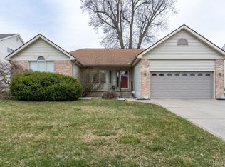 591 N Piper Ct, Detroit, MI