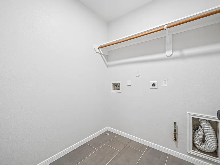 19606 Narcissus Brook Ln — Photo 30
